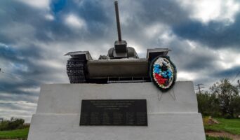 КРЫМСКИЕ ПОЭТЫ — ДОНБАССУ